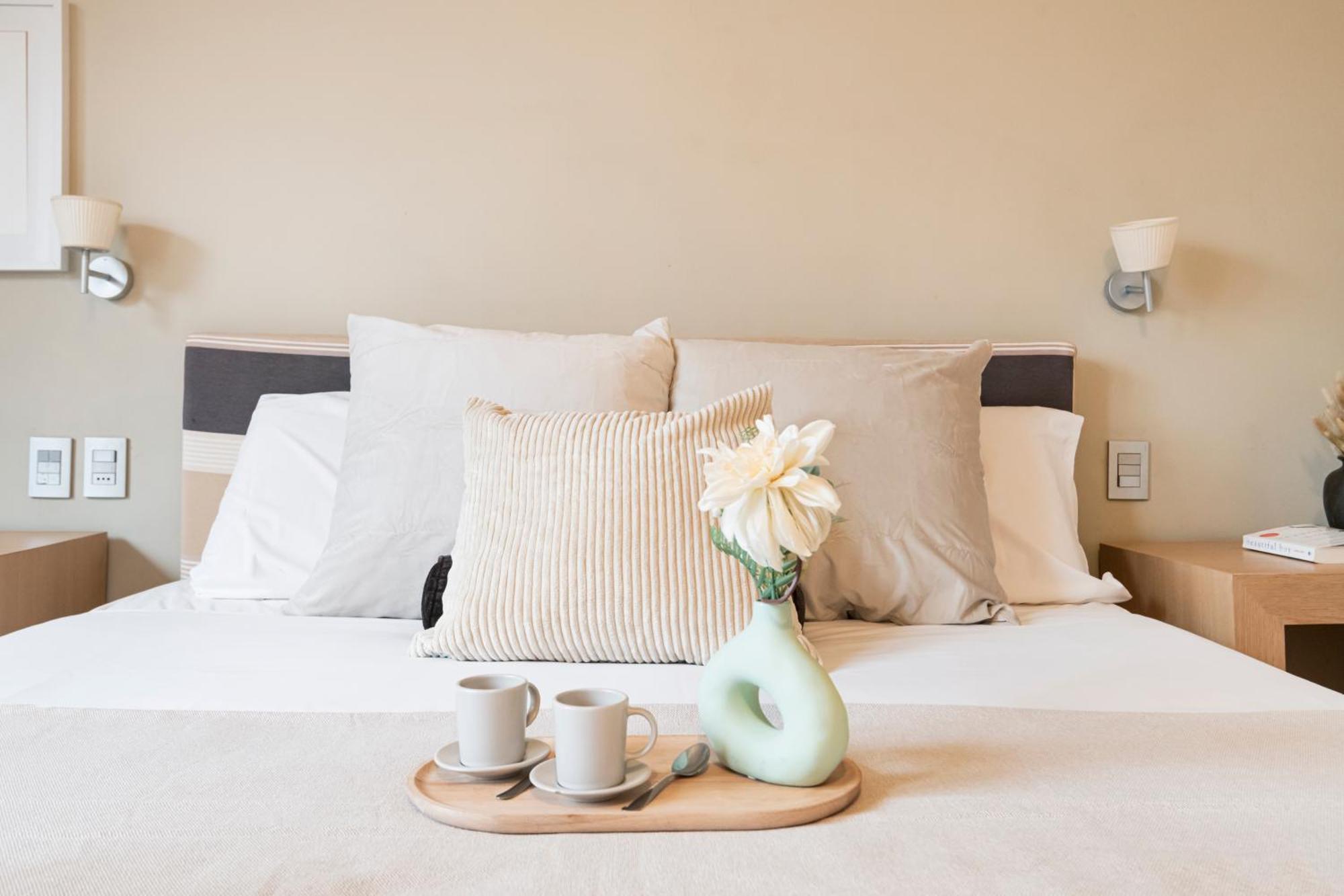 Wonderful Brera Flat Apartment Milan Bagian luar foto