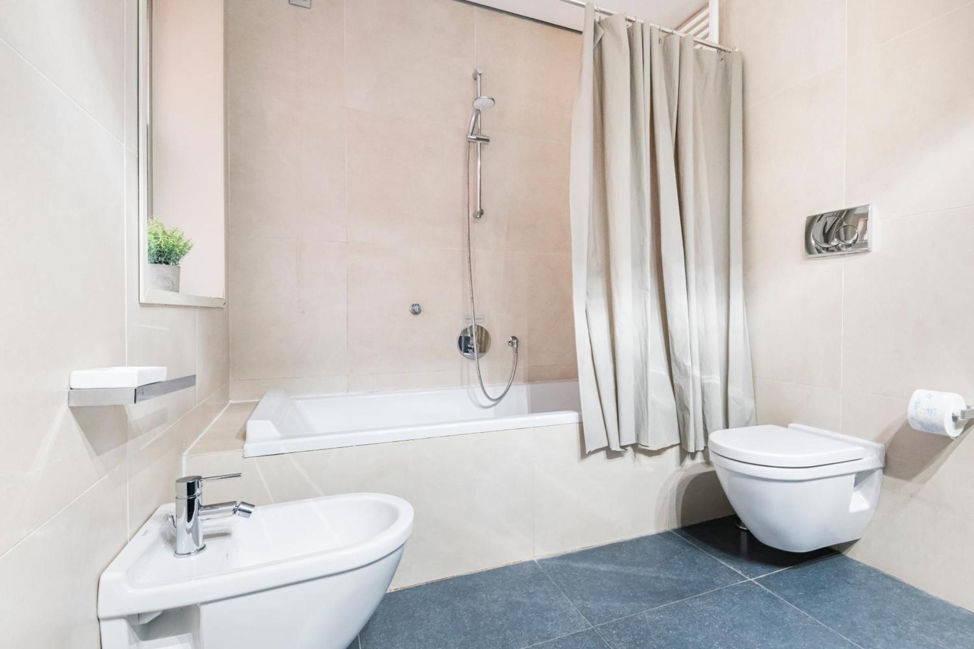 Wonderful Brera Flat Apartment Milan Bagian luar foto